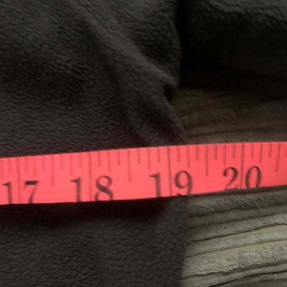 Vintage Youth Nike Therma Fit Black Full Zip Fleece Jacket - Picture 6 of 6